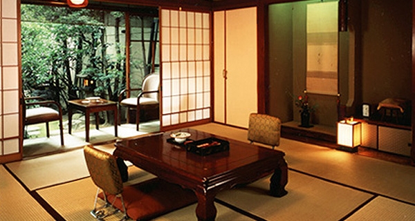 Best Ryokan in Kyoto- the Hiragiya Ryokan is the best of them all with charming, warm service, outstanding food and lovely rooms.